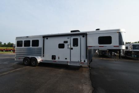 2024 Forest River Salem 26DBLE travel trailer